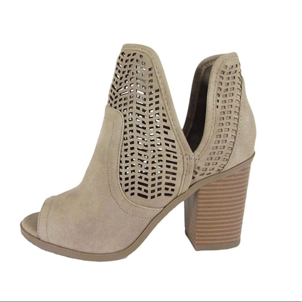 New In Box Taupe Open Toe Chunky Bootie Size 8.5
